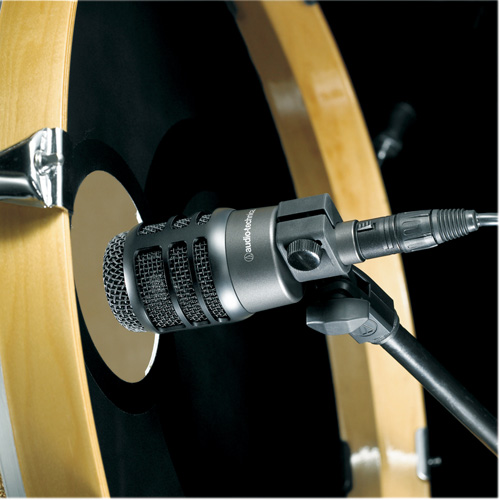 鐵三角 ATM250 超心形指向性動(dòng)圈式樂器話筒-使用效果圖